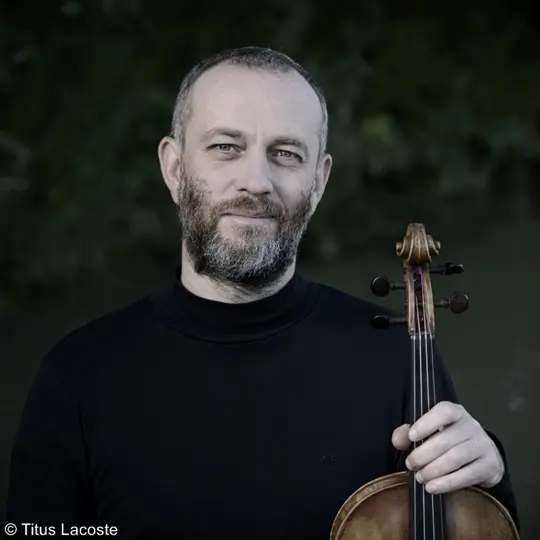 Spectacle L’homme qui plantait des arbres – solo bucolique pour un altiste parleur_Entremont-le-Vieux