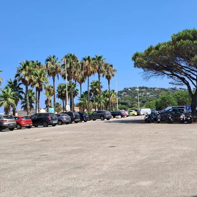 Parking saisonnier des Marines de Cogolin_Cogolin