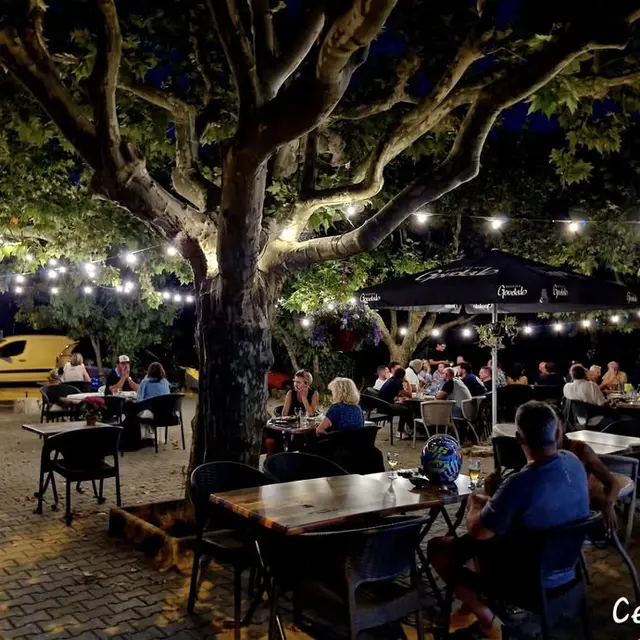 Brasserie de la Mairie_Plan-d'Aups-Sainte-Baume