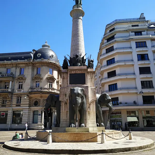 Visite insolite-Testons la ville à l'aveugle_Chambéry