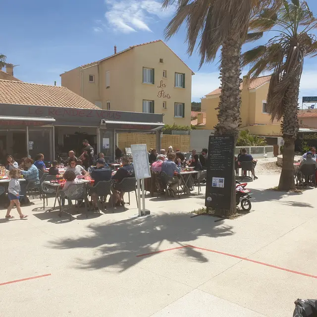 Restaurant Le Rendez-Vous à Saint Elme, plage des Sablettes