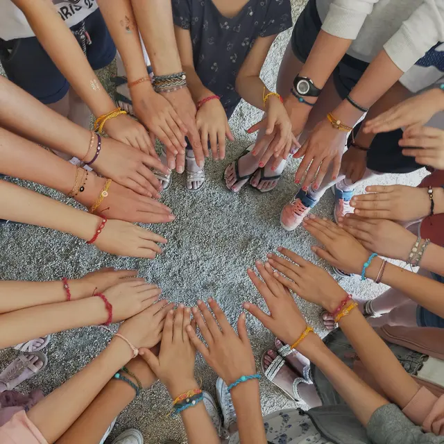 Semaine gourmande : Bracelets en macramé_Tence