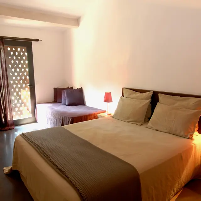 Les Pierres Sauvages_Besse-sur-Issole