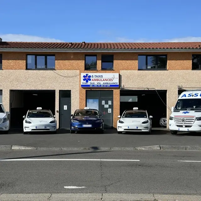 E-Taxi Ambulance_Saint-Just Saint-Rambert