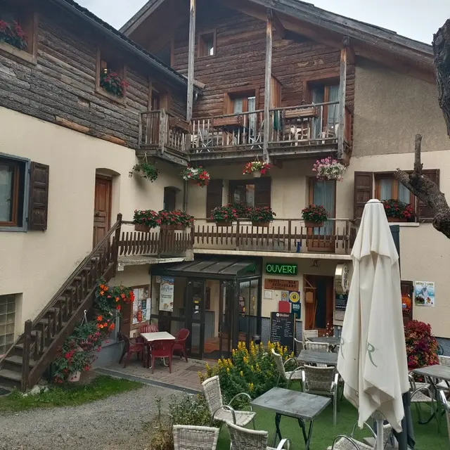 Bar le Chamois_Molines-en-Queyras