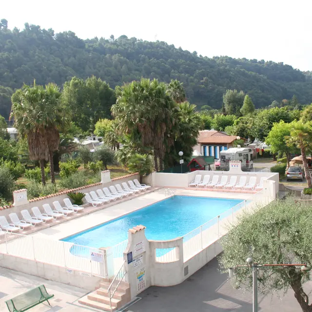 Piscine La Rivière 2011  (15).jpg