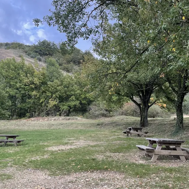 Aire de pique-nique du Bourguet_L'Escale