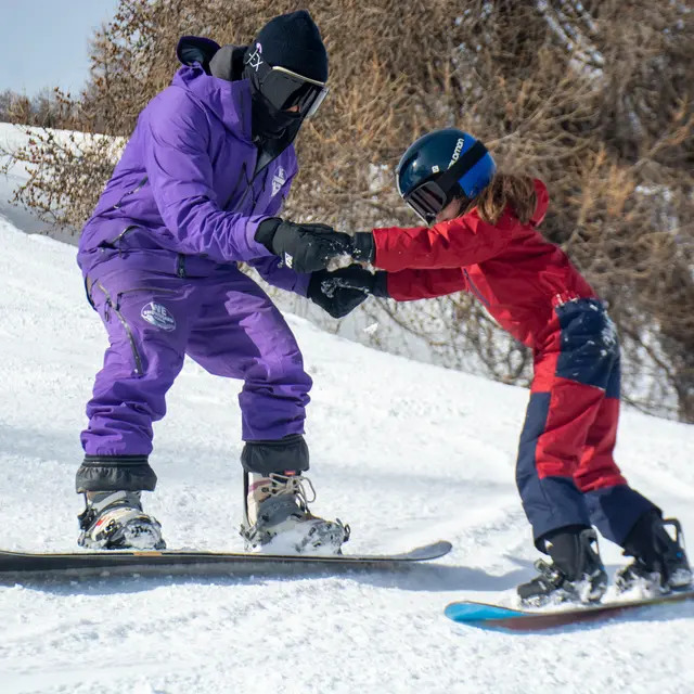 We Snowboard School