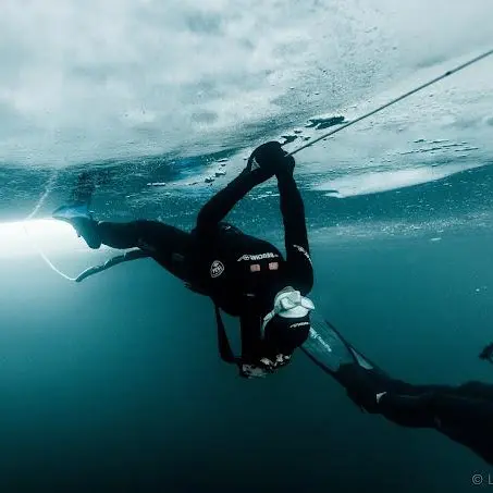 Apnée sous glace