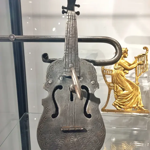 Visite guidée du Musée de la Clef et de la Serrure_Ollioules