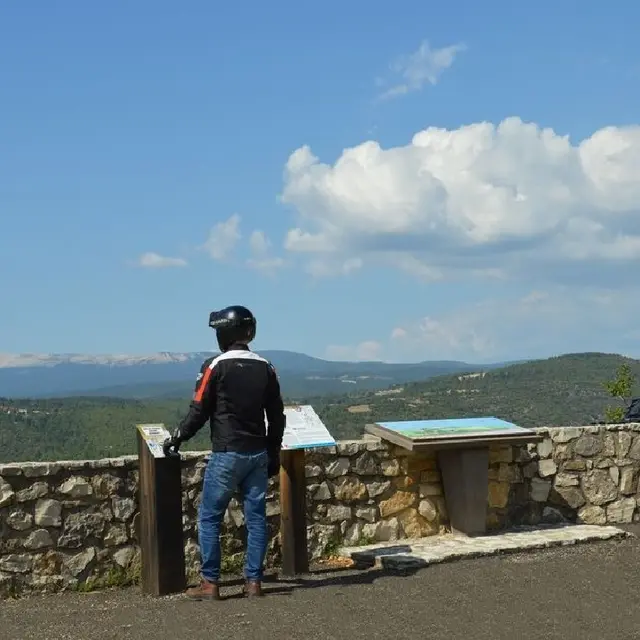 D7 Moto-Pro Tourisme Comtat-Ventoux-Provence