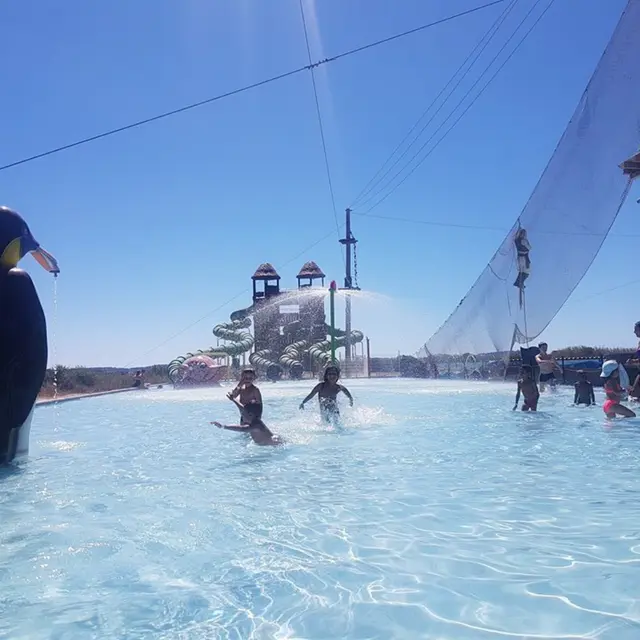 Parc aquatique avec Aqua Family