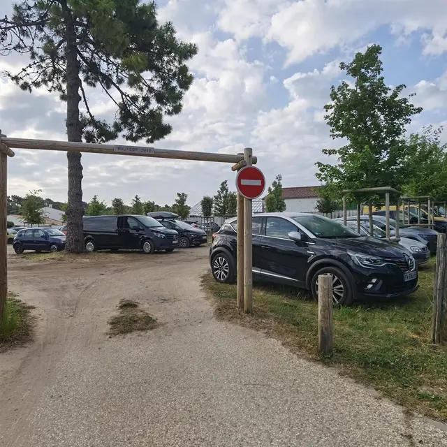 Parking de l'Ardilliers_La Flotte