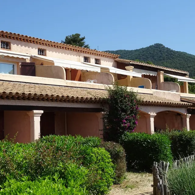 Agassian Michèle - T2_Le Lavandou