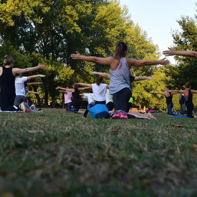 Cours de Yoga Vinyasa au Mas Nouveau_Génolhac