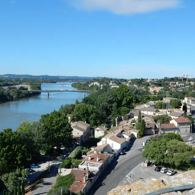 L'histoire et le Rhône à Villeneuve lez Avignon_Villeneuve-lez-Avignon