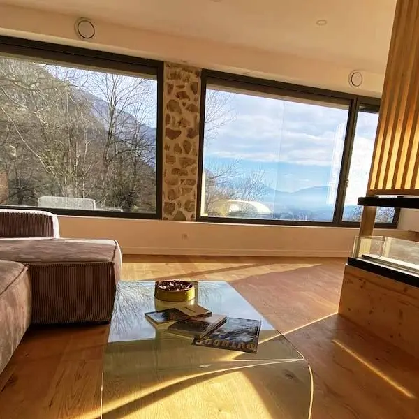 Salon Gite Aquaroca