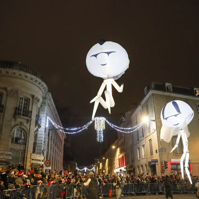 Mise en lumière de la Ville et lancement des festivités de Noël_Brignoles