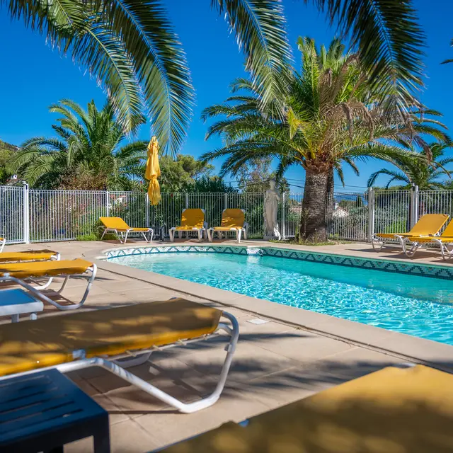 Les pins dorés - la petite villa