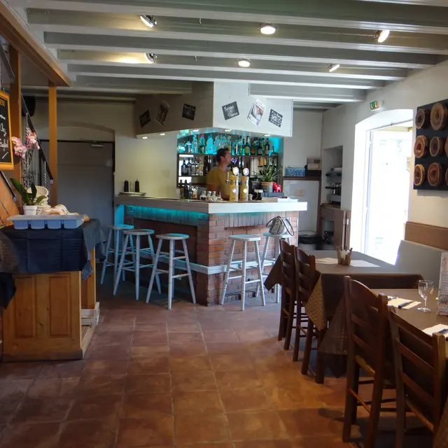 bar-restaurant-chez-gaylord-hauteluce
