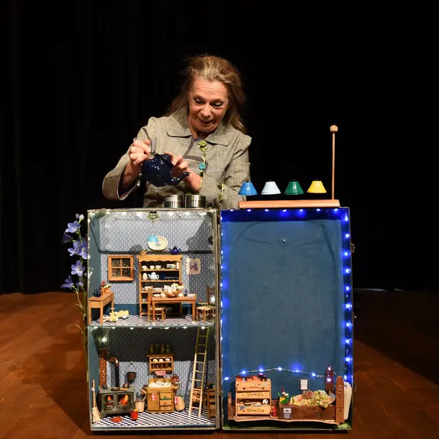 Tiga: Conte,chansons et théâtre d'objets_Cheval-Blanc