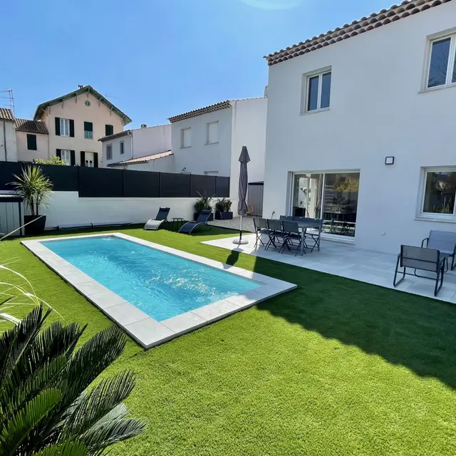 Location NICOPOULOS - Nans les Pins