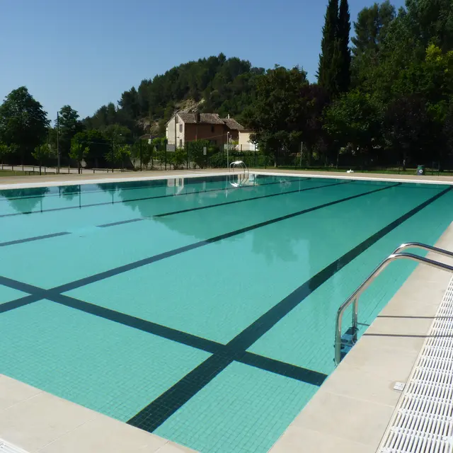 Piscine Municipale - Barjols