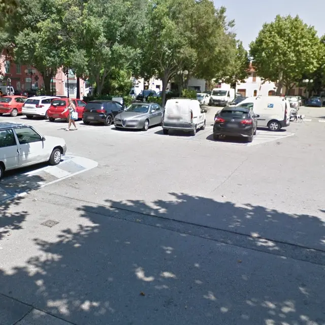 Parking de la Convention à Cuers