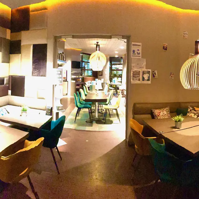 Hôtel Kyriad Vichy Spa Cinq Mondes