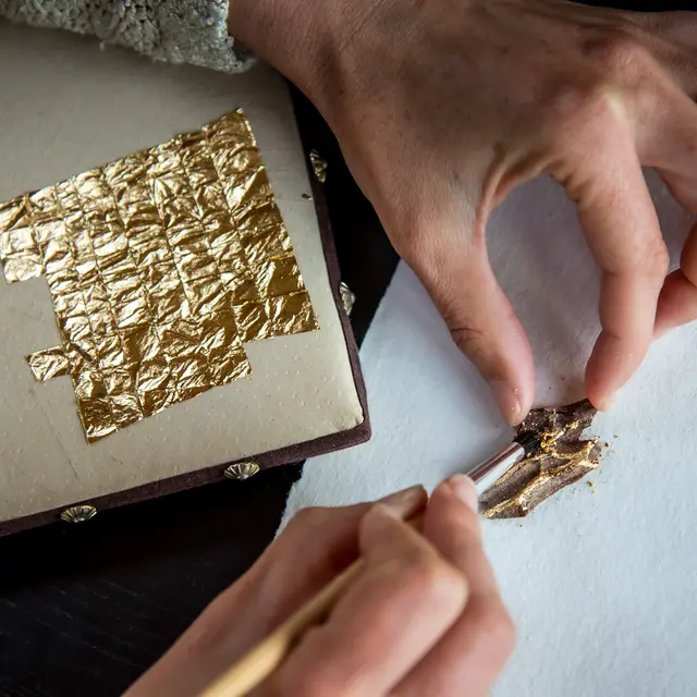 Atelier Dorure sur Végétaux à la feuille d'or_La Giettaz
