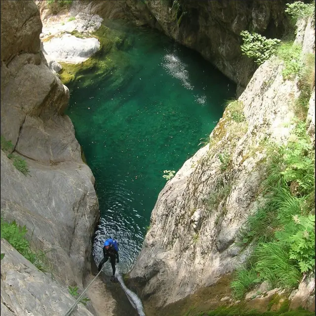 Canyoning