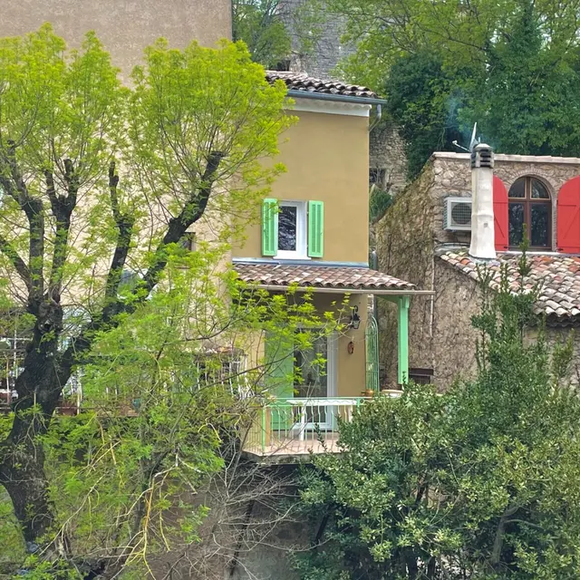 Location DEMOL - Correns