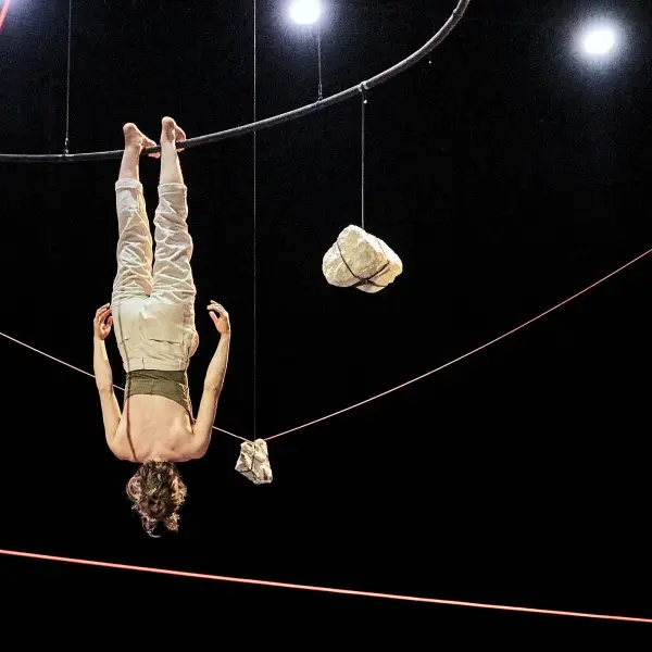 Cirque jeune public - Le Bruit des pierres_La Courneuve