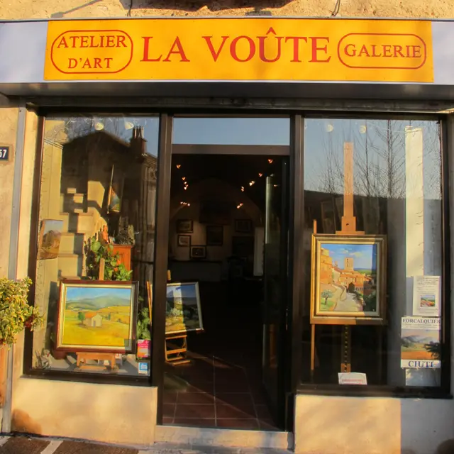 Vitrine de l'atelier galerie La Voûte