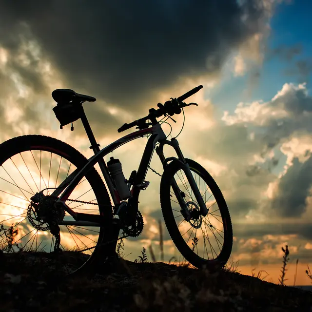 Espace Bike - Location de vélos - Isle de la Serre - Porcieu-Amblagnieu - Balcons du Dauphiné -  Nord-Isère - à moins d'une heure de Lyon
