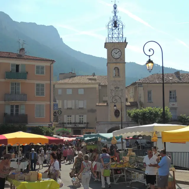 Marché provençal de Sisteron