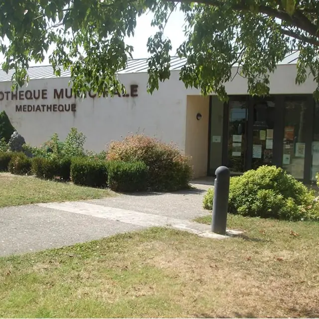 Médiathèque Cazes