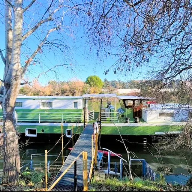 Péniche l'Arlésienne_Arles