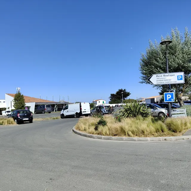 Parking de la Base Nautique