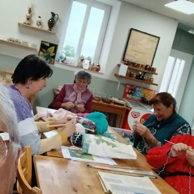 Tricot_Chenereilles