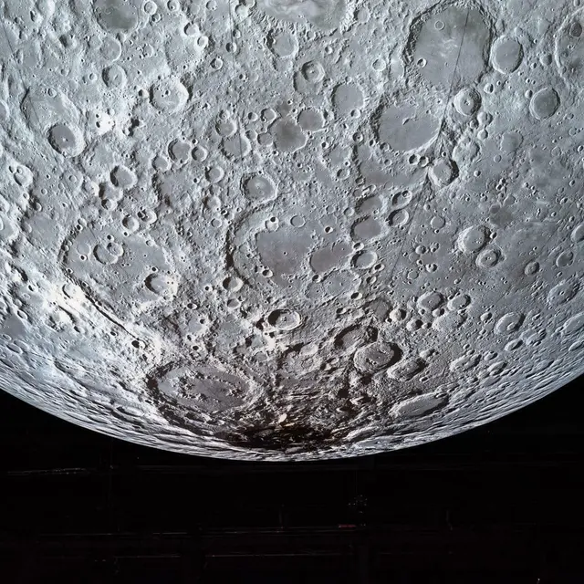 Atelier Walking on the Moon