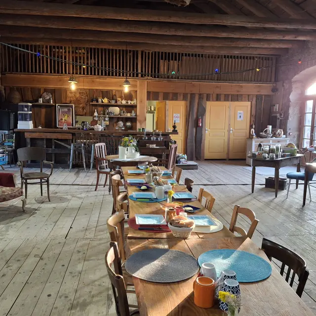 La salle : La tour du Mazel_Tence