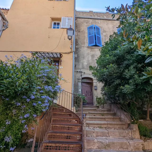 L'Escalier Eiffel_Ramatuelle