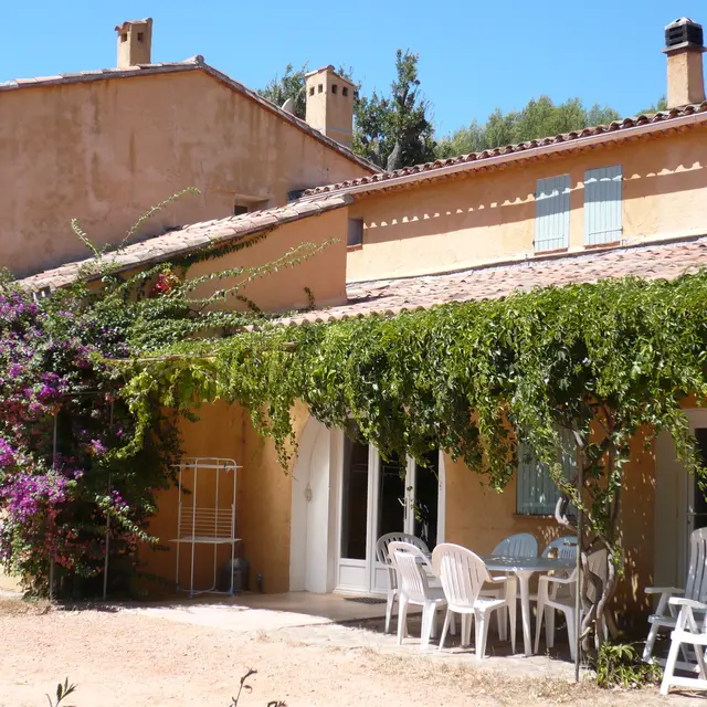 Gites de France 1035 - Domaine les Fouques