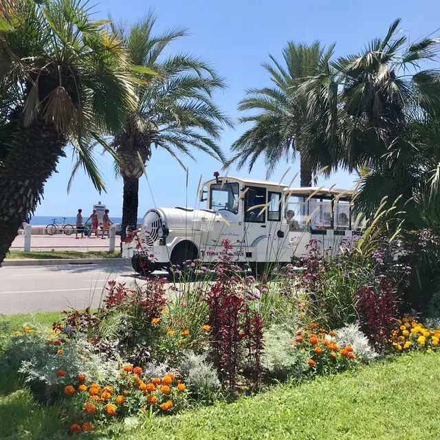 Petit train touristique Nice - By FRANCE Voguette