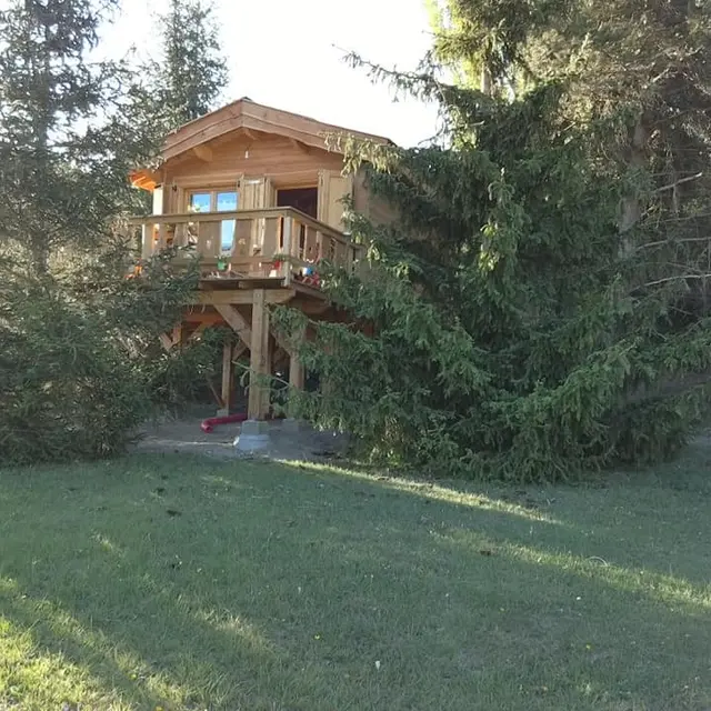 Cabane pilotis