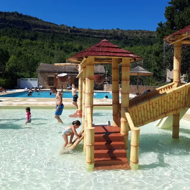 Flower Camping Les Gorges de l'Aveyron