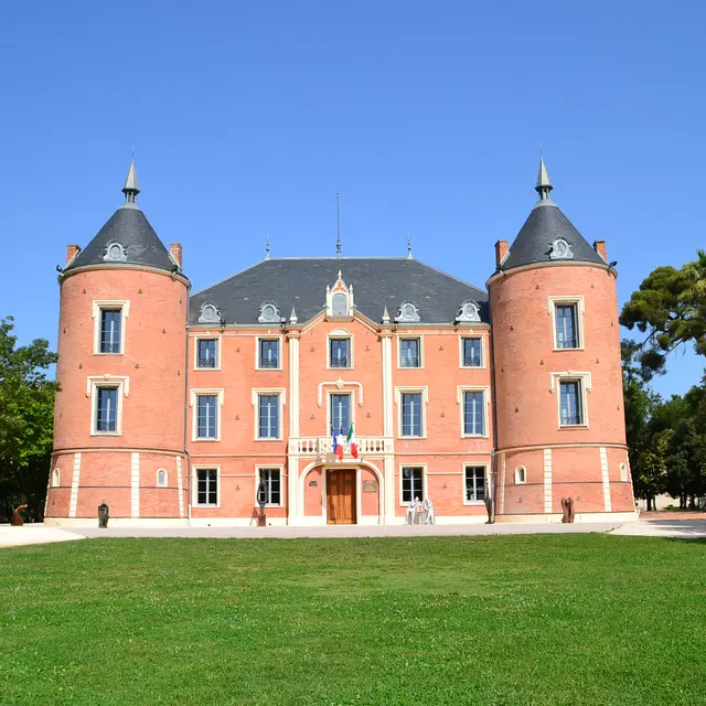 Le château de Sollies Pont