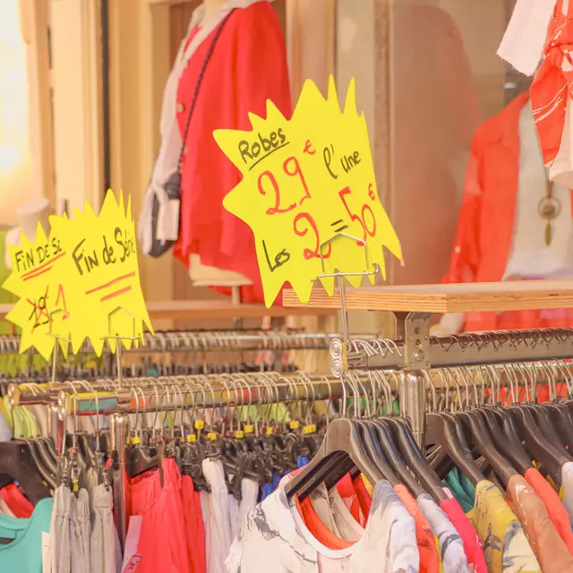 Braderie des commerçants_Sanary-sur-Mer