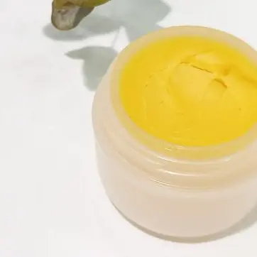 Atelier confection d'un baume douceur au café des arts_Montclar